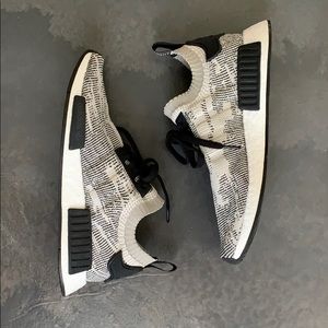 NMD_R1 PRIMEKNIT SHOES